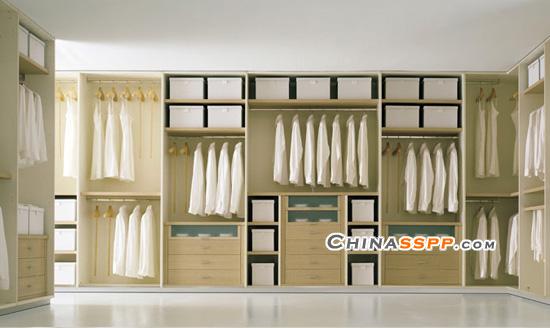 意式衣帽間展現奢華魅力