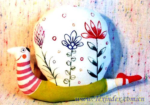 異國情趣的手工布藝娃娃