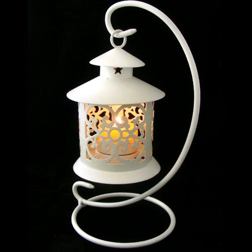 古典寶塔燭臺耀眼迷人