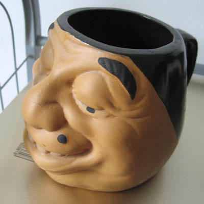 快來看世界上最丑的杯子