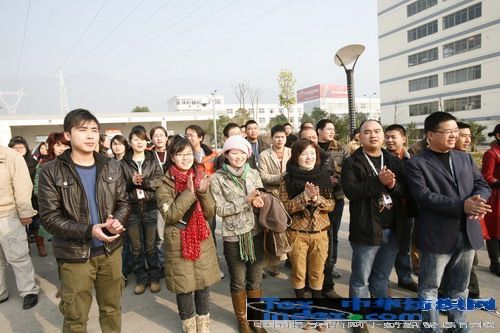 �I(xi��n)�Yʮ�����հ��R�����F(tu��n)��ʽ����