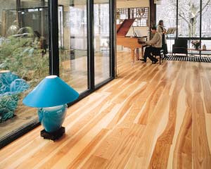 竹地板悄然掀起地板環(huán)保風(fēng)潮