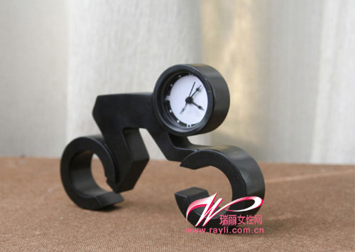 奧運主題飾品成趁世之火