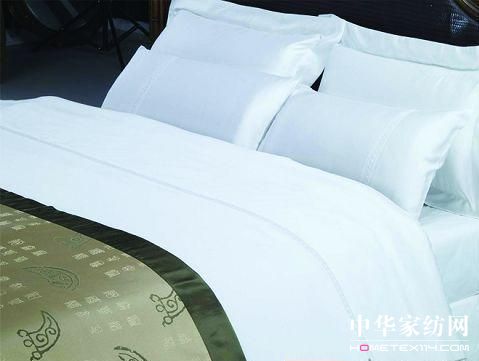 康乃馨聯(lián)手港企舉辦新品推介會