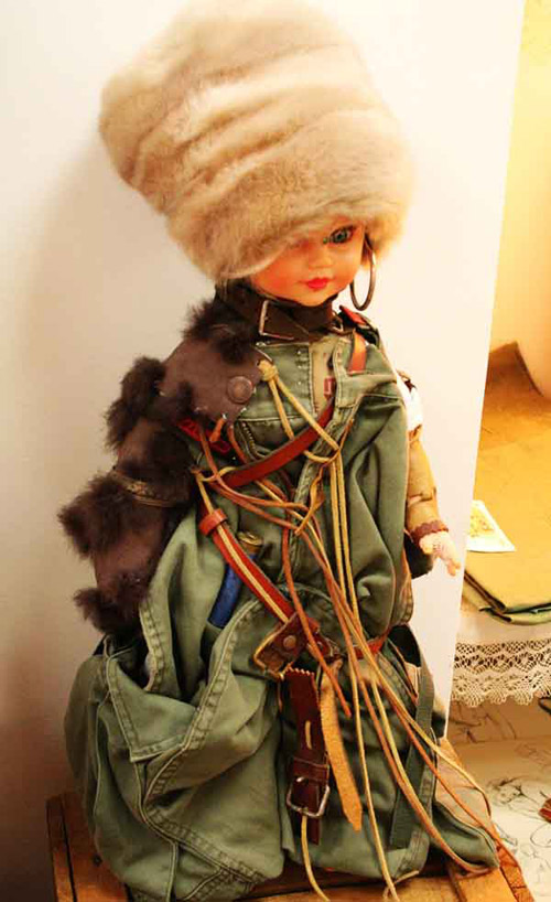 古怪個(gè)性的法國(guó)恐怖玩偶