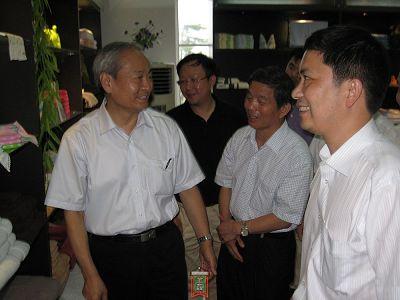 用苛刻的質(zhì)量標(biāo)準(zhǔn)打造好產(chǎn)品