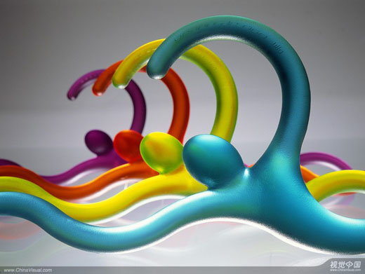 充滿幽默“Hang on”衣架