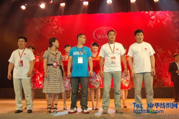 �Ϸ�����ت���(j��ng)�N�̃�(y��u)�㌧ُ�T