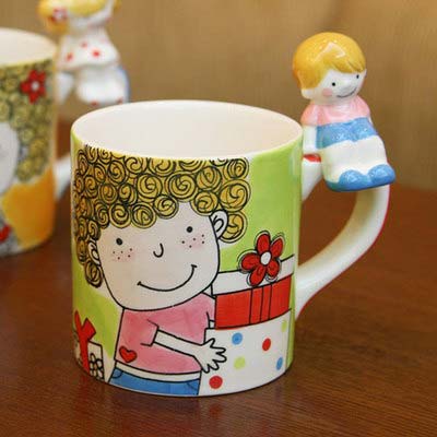 可愛(ài)立體杯享受秋日午后時(shí)光