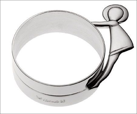 ��ͯ�Ʒ�Ҿ�С���A��ĸ���P��