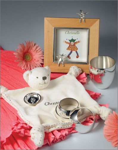 ��ͯ�Ʒ�Ҿ�С���A��ĸ���P��