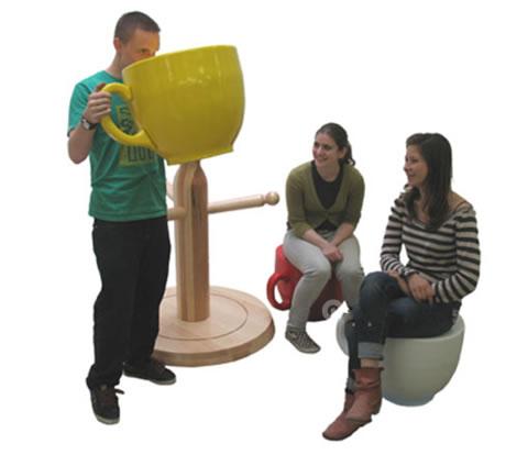 搞怪杯子大集會不止拿來喝水