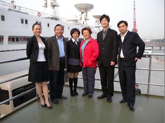 “諾伊曼”登上“遠望號”