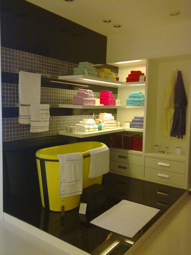 艾萊依家紡“一站式購(gòu)物方式”全新登陸麗水