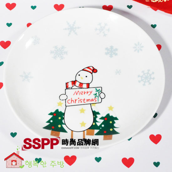 圣誕餐具營(yíng)造浪漫的圣誕氣氛(二)