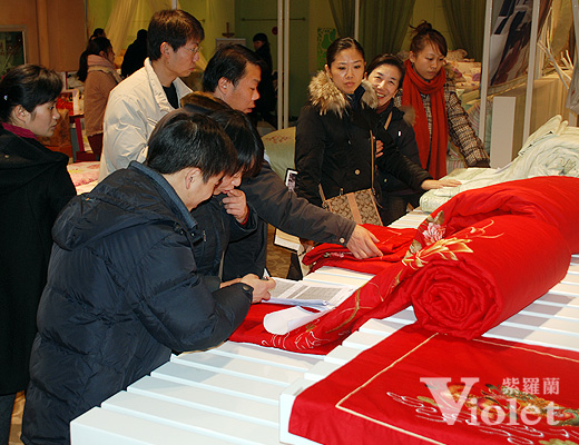 紫羅蘭家紡2010年新品演繹行銷會落幕