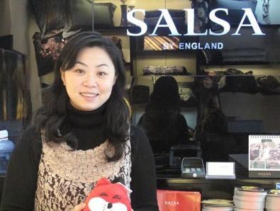 袁凌:莎鯊新品大膽用奢華圖繪