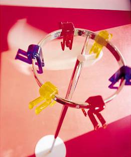 1 怪笑的倒吊小人衣鉤