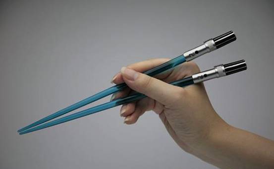 1 “刀筷合一”的武士刀筷子