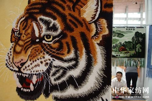 4000國(guó)內(nèi)外客商云集青海藏毯展