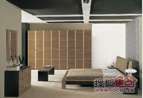 條目衣柜彰顯自由風格