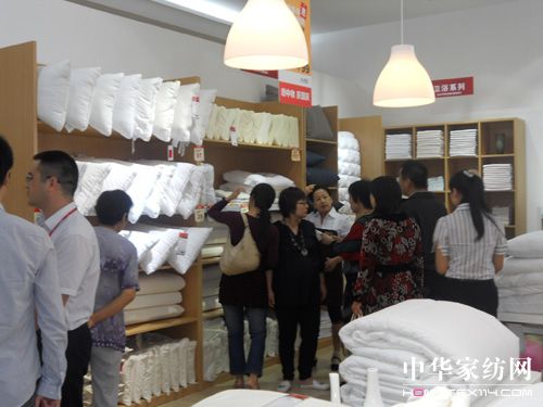 32°LIFE五店聯袂開業