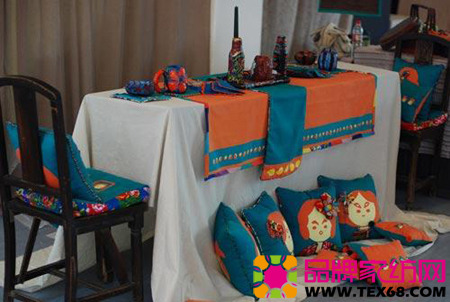 多彩布藝裝飾居室多種表情