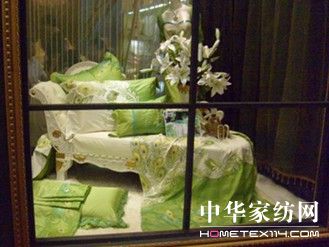 中盛家紡淺談櫥窗陳列方法