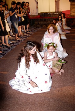 ��[�ż��������Ϻ����H�Ҽ�չ