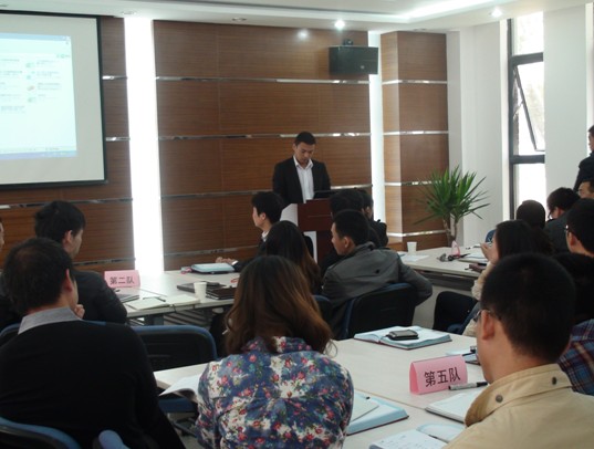 ���z2011�p��F���Ӗ�I�𺳳���