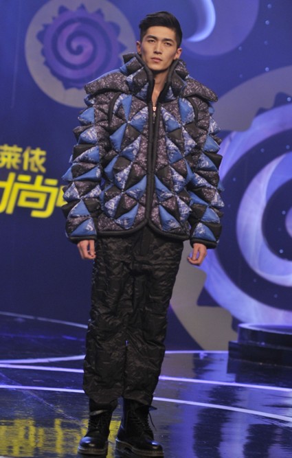 ���R��CCTV���r���Ї���26��18:30����