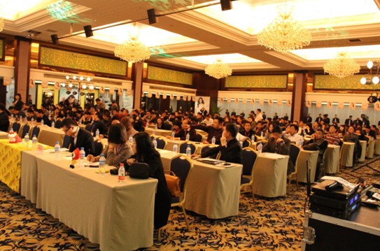 �Ӊ��R2012������Ʒ�l����¡���_Ļ