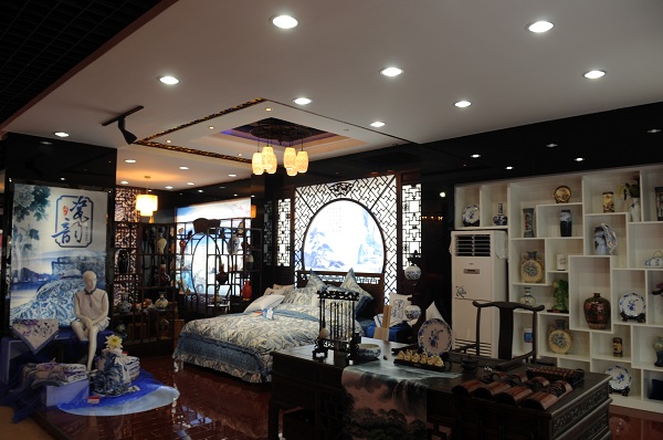 ���m2012����퍡���Ʒչʾ��(hu��)��ʽ���_