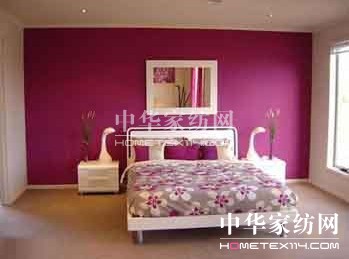 簡潔紫色布藝裝扮雅致單身公寓