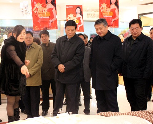 中央政法委副秘書長鮑紹坤視察明超國際