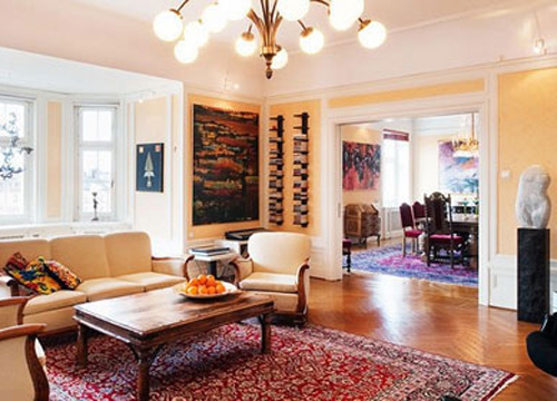 ɫ���T����Ԣ ���s��ܰ������