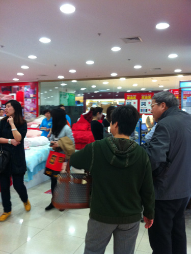 �Pʢ��Ʒ��Ńr�M�~����iphone4S��