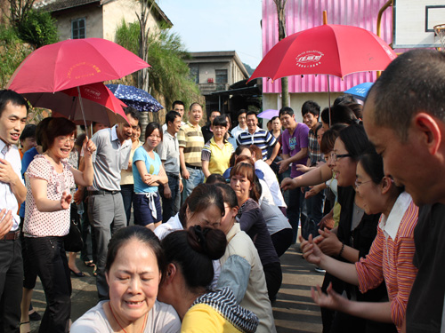 ��P���ľ���չ����˹�L��