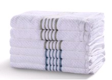 縵狄雅藍(lán)百聯(lián)又一城店開展促銷活動(dòng)