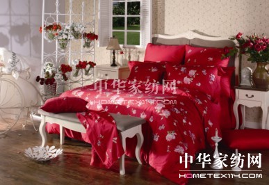 ARTILIVI(提籟雅)浪漫婚床愛意呈現