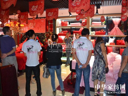 ���A�Ҽ��W�������F�����캣�T