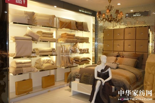 藍(lán)絲羽:終端產(chǎn)品陳列寶典