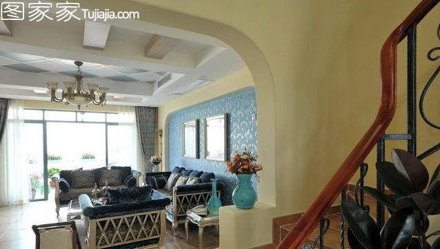 ���к���(f��)ʽ�Ҿ��������e�^(q��)(1)