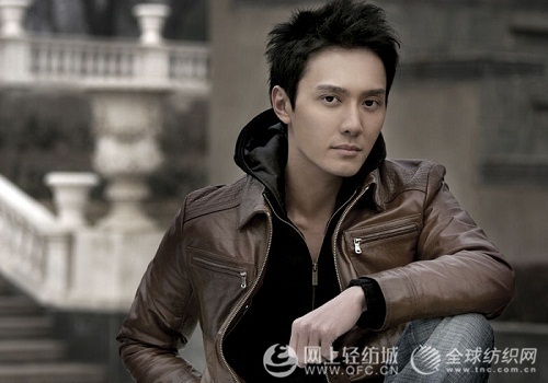 驚人內(nèi)幕 馮紹峰欲接班紡織家族?