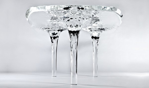 ZahaHadid的“液態冰川桌”
