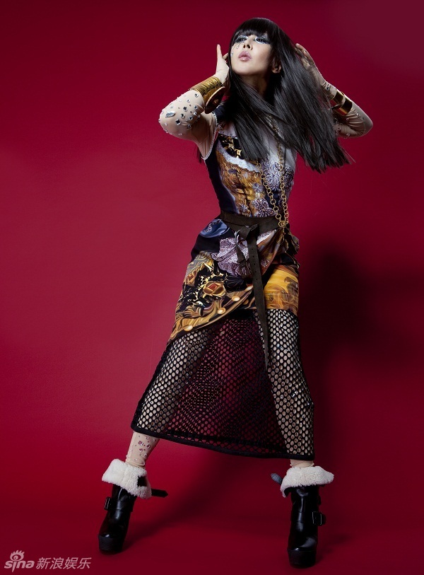 孫悅異域風(fēng)情寫真曝光 展辣媽魅力
