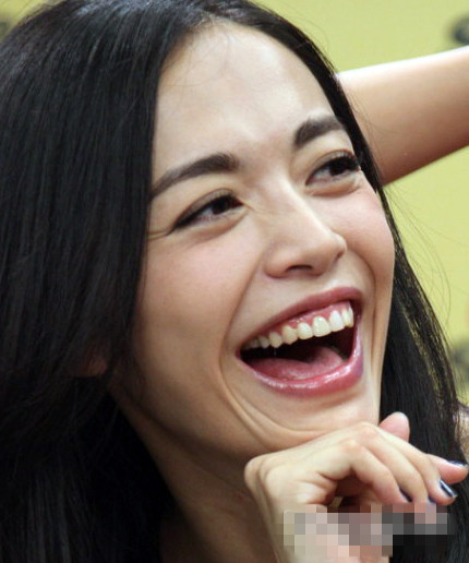 女星最新震撼素顏陶虹老態驚人