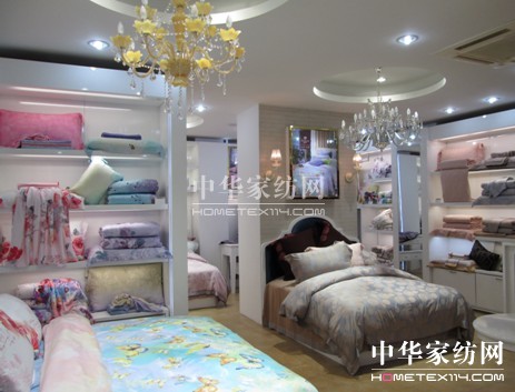 海聆夢直營銷售專賣店盛裝入市