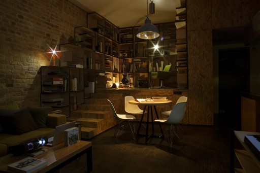 年輕夫婦頗具動感的現代公寓設計