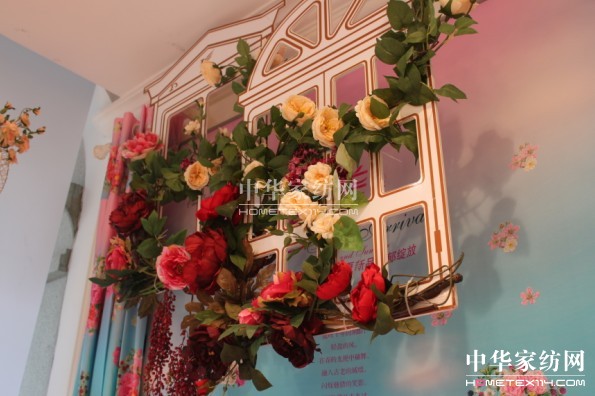 凱盛:2014春夏新品發(fā)布會(huì)背后累與樂(lè)